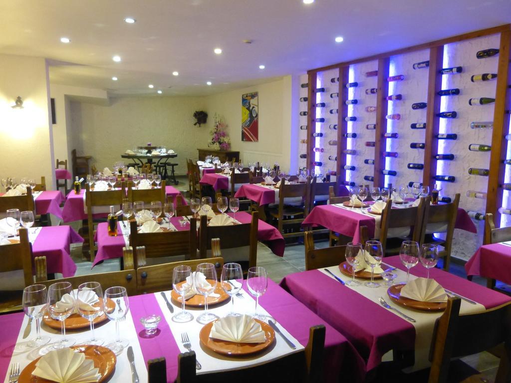 Hotel Copacabana Pas De La Casa Ngoại thất bức ảnh