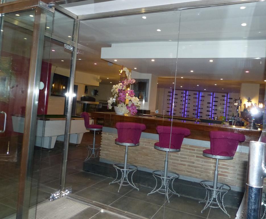 Hotel Copacabana Pas De La Casa Ngoại thất bức ảnh