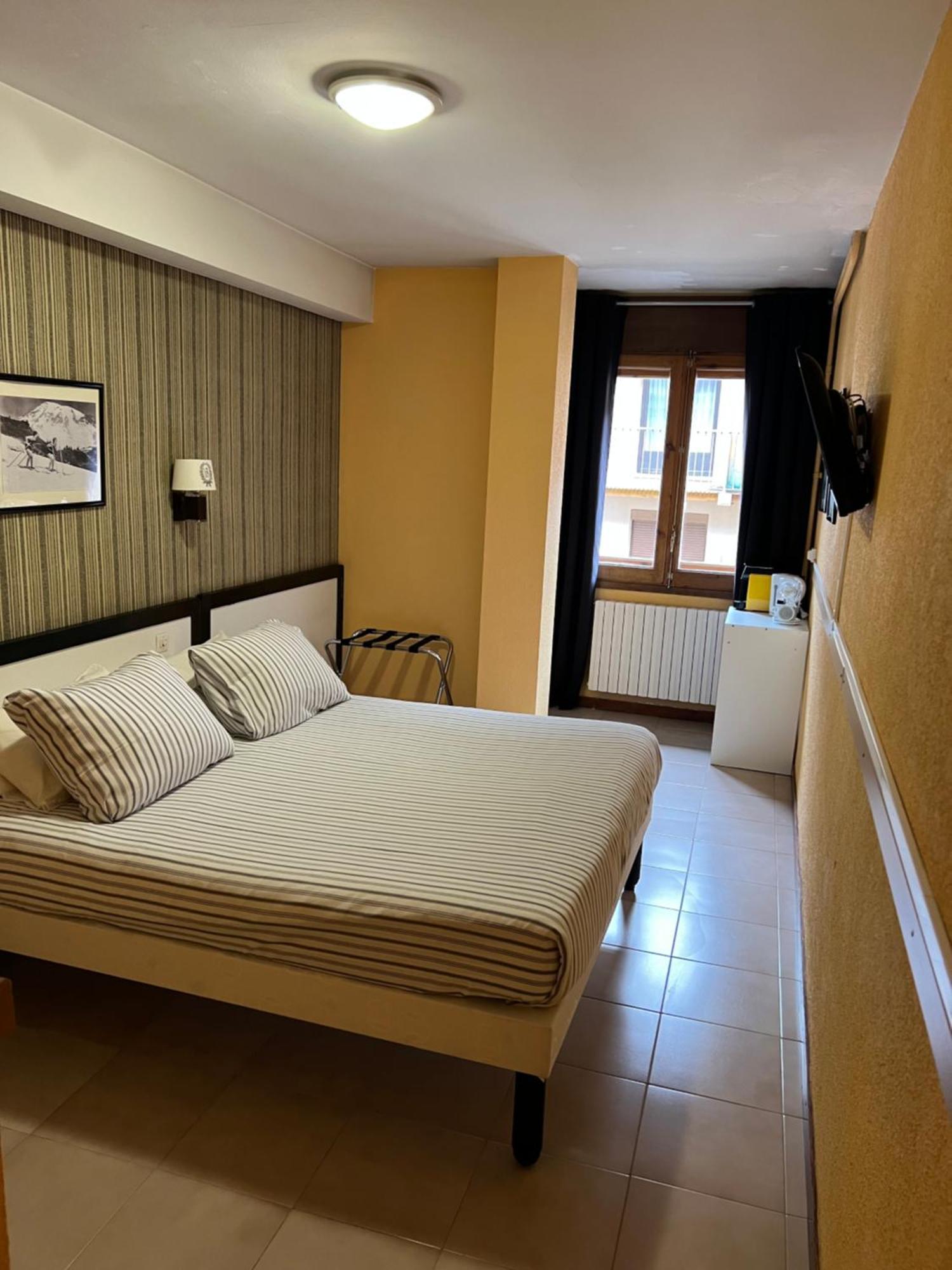 Hotel Copacabana Pas De La Casa Ngoại thất bức ảnh