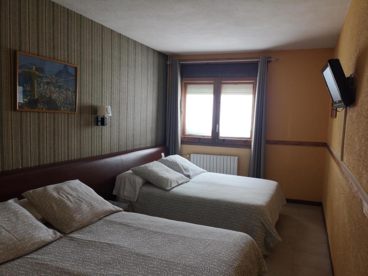 Hotel Copacabana Pas De La Casa Ngoại thất bức ảnh